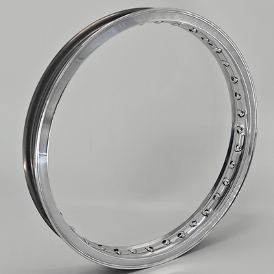 磨いた7116合金モーターサイクルの輪 H2.50-19&quot; 36HOLES 40HOLES アクロントスタイル バランス