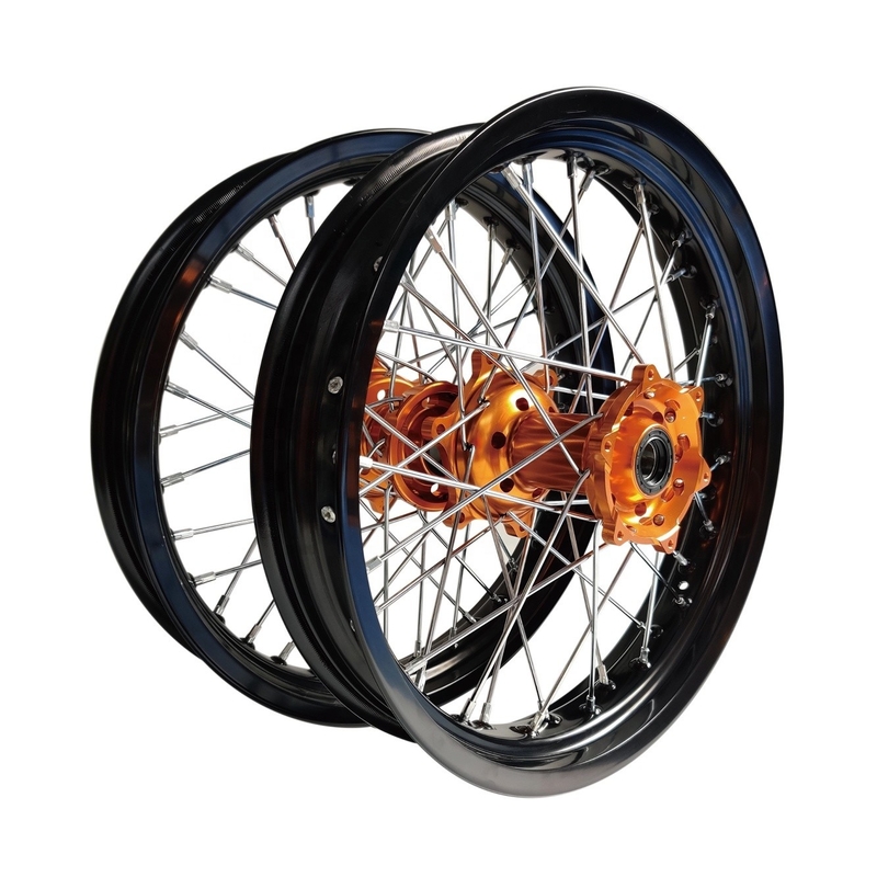 2.50-17と3.00x17インチ オートバイの合金スペックホイール SX250 パーソナライズされたデザイン